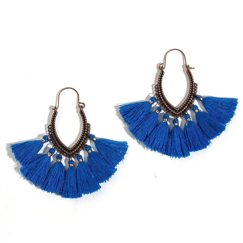 Aretes bohemios con flecos estilo vintage