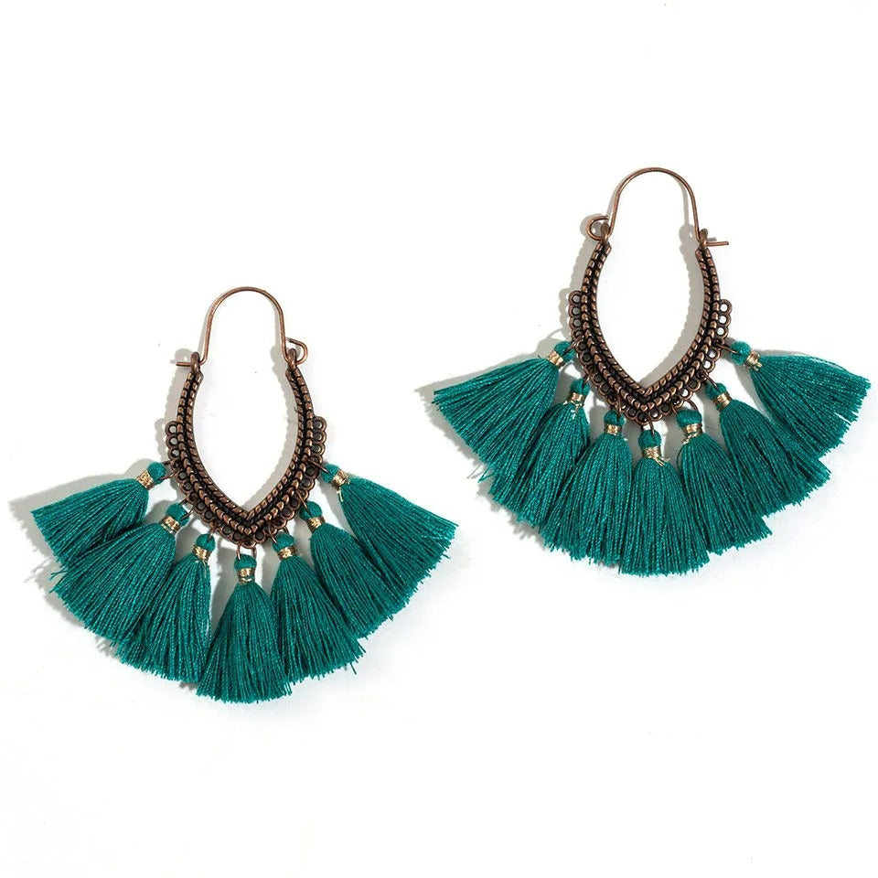 Aretes bohemios con flecos estilo vintage