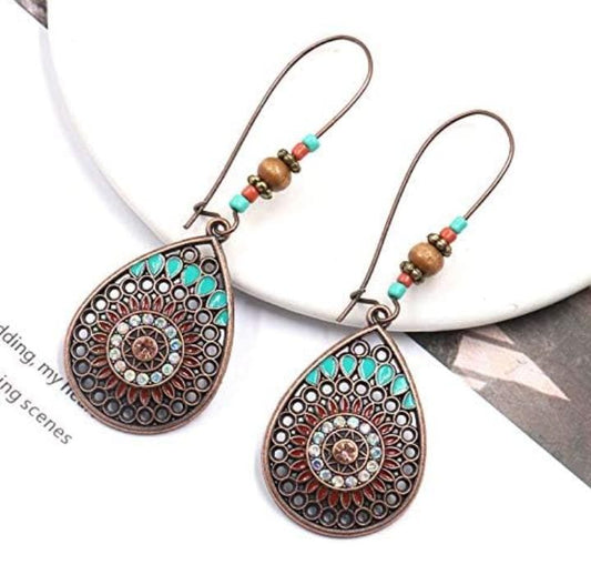 Aretes colgantes  gota de agua tipo mandala